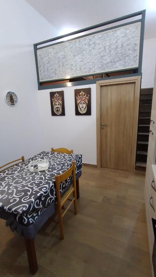 פלרמו Casa Vacanze Da Peppe מראה חיצוני תמונה